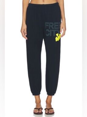 freecity Black Heather Sweats in Squidsink
Free City